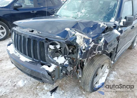 2010 Jeep Patriot Sport from USA, damaged, VIN 1J4NT1GBXAD666491